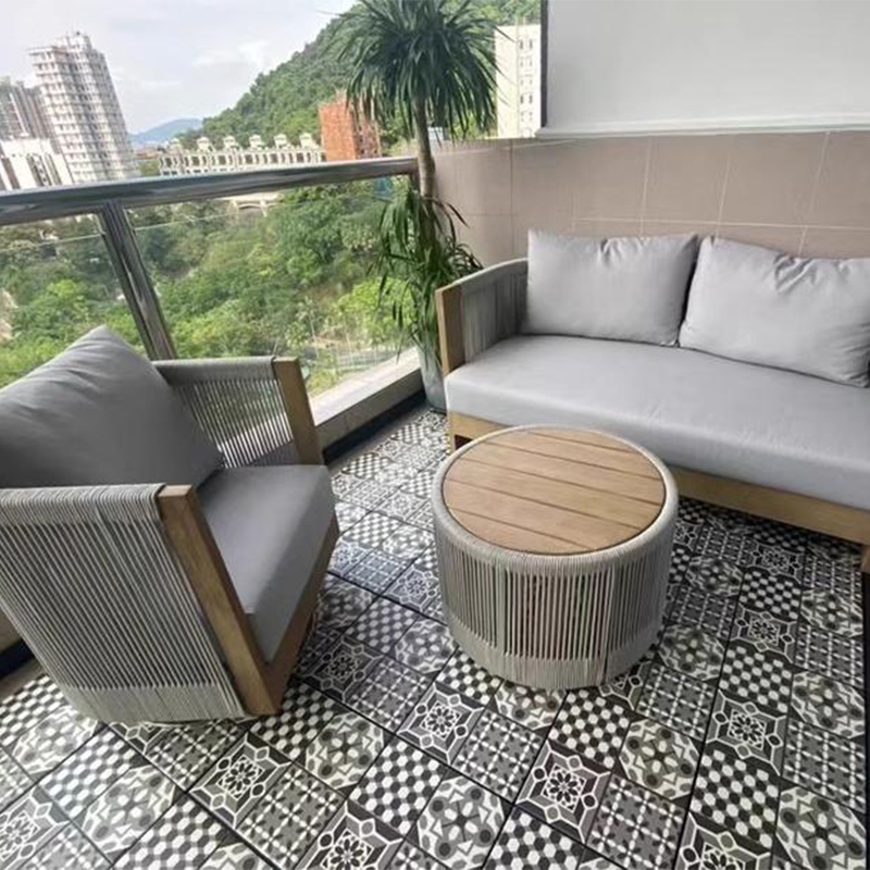 高密度フォームクッション、無垢材の脚、耐荷重300ポンド、リ - Outdoor Furniture Luxury のレビューと価格