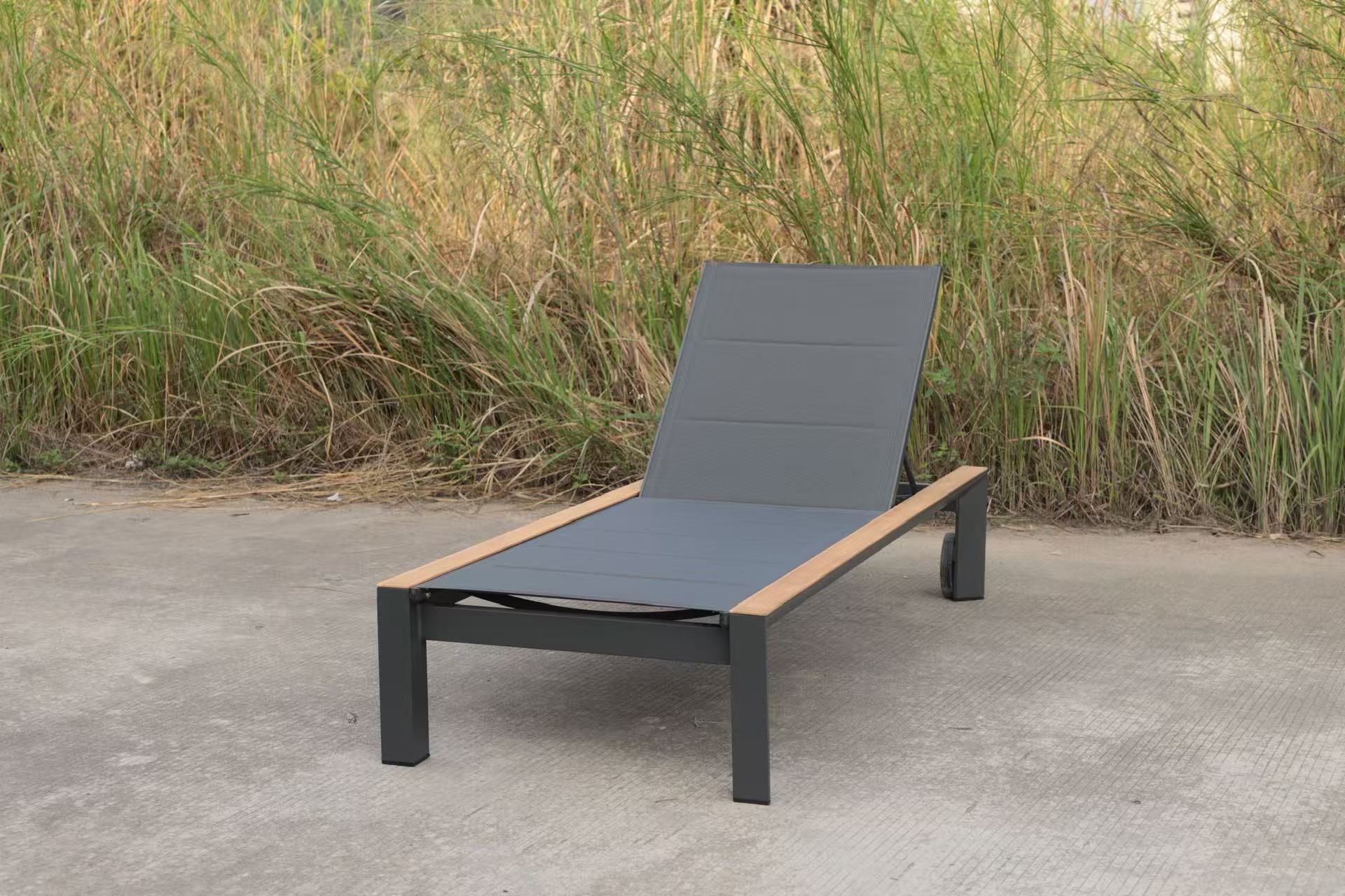 xx-佛山屋外家具工場製、ホテルやレジャー施設向け、プールサ - Outdoor Daybed Furniture のレビューと価格